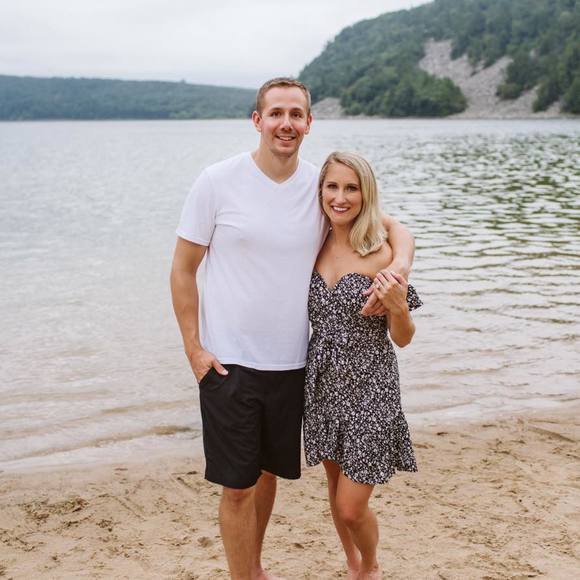 Meet your Posher, Christa - Picture 1 of 1